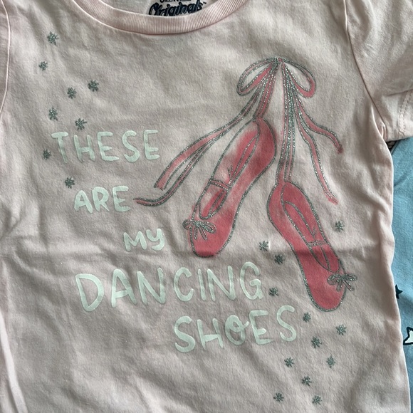 OshKosh and Carter’s toddler girl t-shirts. Size 4t - Picture 7 of 7